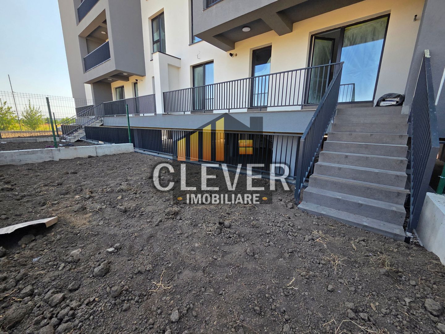 Finalizat 2 Camere, Curte 49 mp | 53,55 mp Utili | Pallady - Poză 1