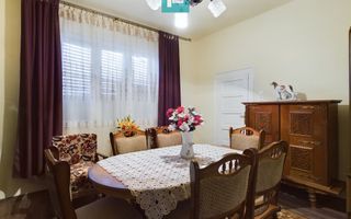 Casă pitorească în județul Arad - Poză 7