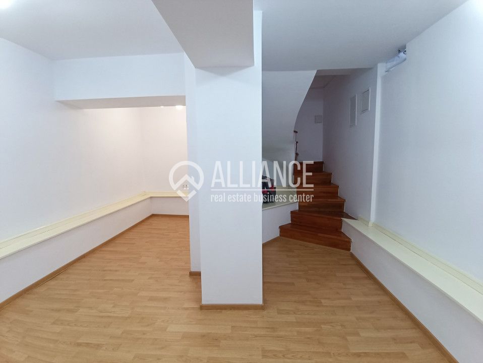 CENTRU SALA SPORTURILOR(COD03)- Casa interbelica si curte generoasa ! - Poză 4