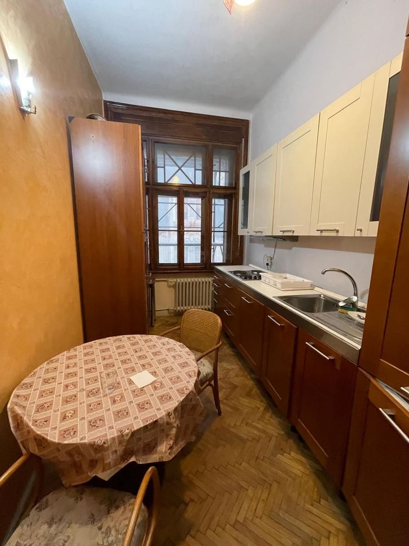 Ultracentral | View spre Piața Victoriei | 100 mp utili | Etaj 3 cu lift - Poză 6