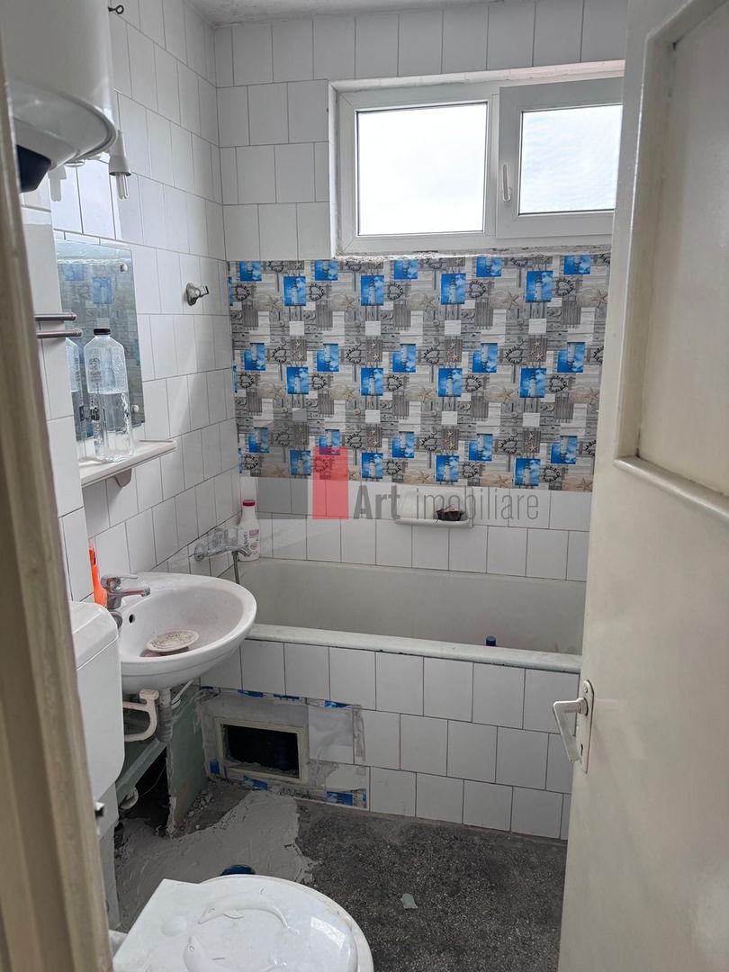 Vânzare apartament 3 camere Piața Progresu - Poză 10