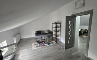 De vanzare casa insiruita în cartierul Izvor, Târlungeni – mobilată și - Poză 4