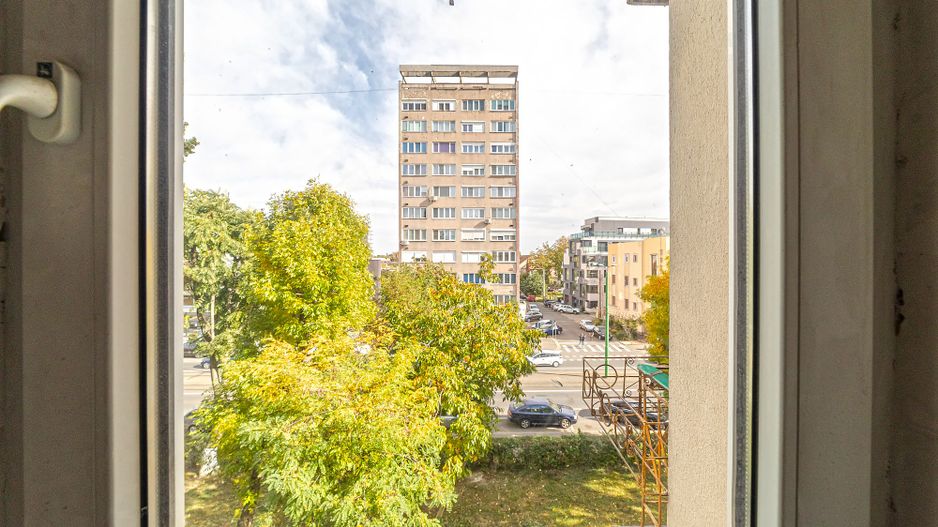 Apartament  3 camere  Calea Romanilor - Poză 2