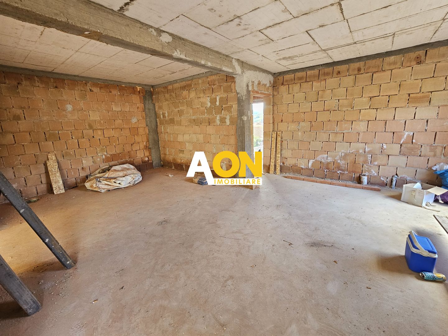 Duplex modern 121 mp utili, 4 camere, curte 315 mp, zonă liniștită - Poză 3