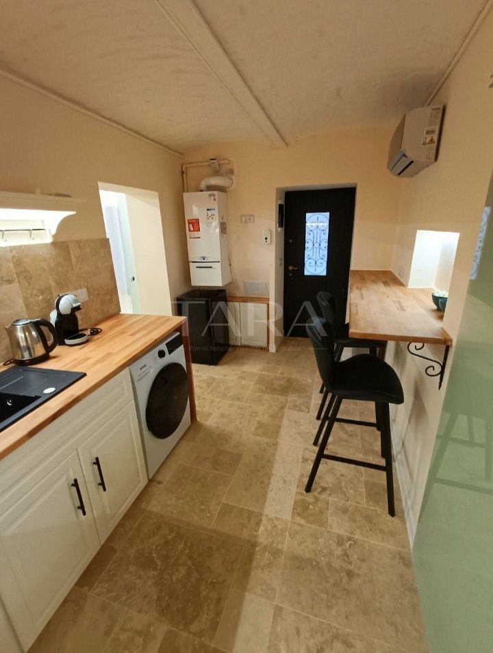 Vând Apartament Ultracentral. Investiție Profitabilă. Parcul Central. - Poză 3