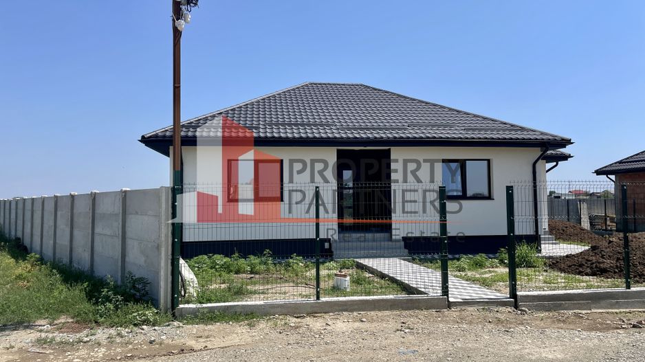 Casa în comuna Sabareni, judetul Giurgiu. - Poză 1