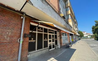 Spațiu comercial de închiriat . - Poză 8