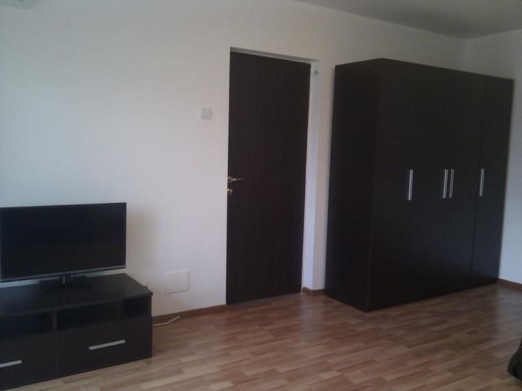De Inchiriat Garsoniera Decomandata Piata Alba Iulia - Poză 3