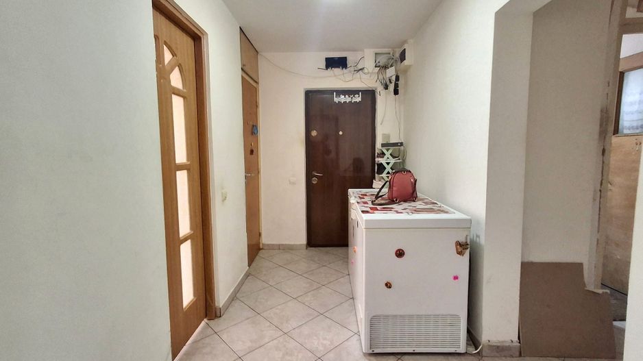 De Vanzare Apartament cu 3 camere  Mall Vitan imobil constr 1985-1990 - Poză 10