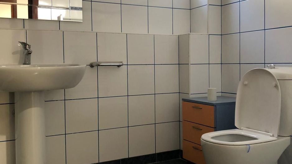 Vila 6 camere cu iesire la lacul Baneasa teren 317 mp - Poză 9