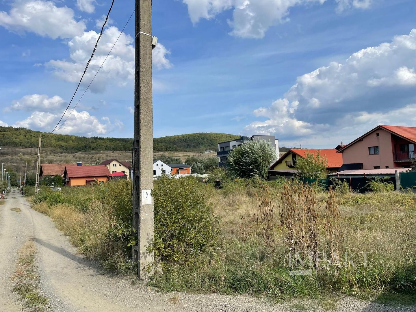 De Vanzare Teren Intravilan de 2500 mp în Suceagu - Oportunitate Ideală pentru Investiție - Poză 2