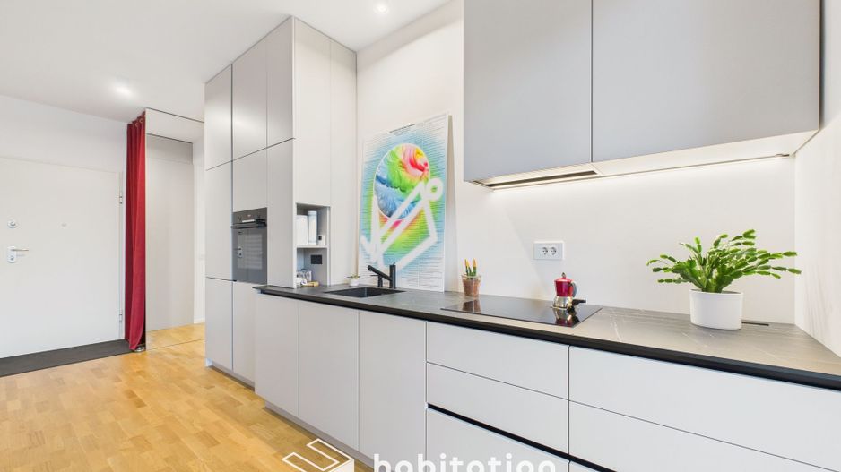 Apartament 3 camere, terasa spatioasa, zona Centralǎ - complex Paltim - Poză 9