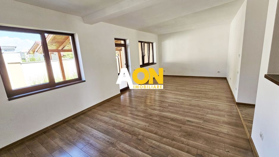 Casa tip insiruit, 4 camere, 2 bai, finisata la cheie, Cetate - Poză 2