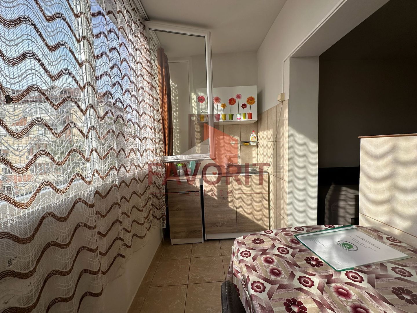 2 camere | etaj 2 | investitie | zona excelenta | - Poză 4
