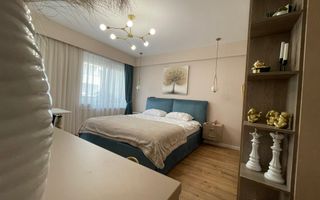 Apartament cu 3 camere de vânzare - Poză 1