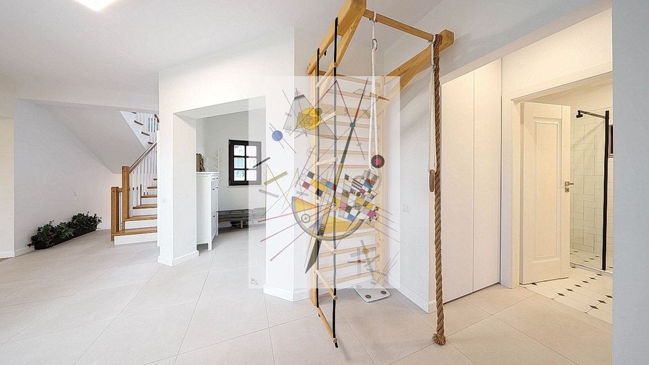 Proprietate Deosebita - Poză 24