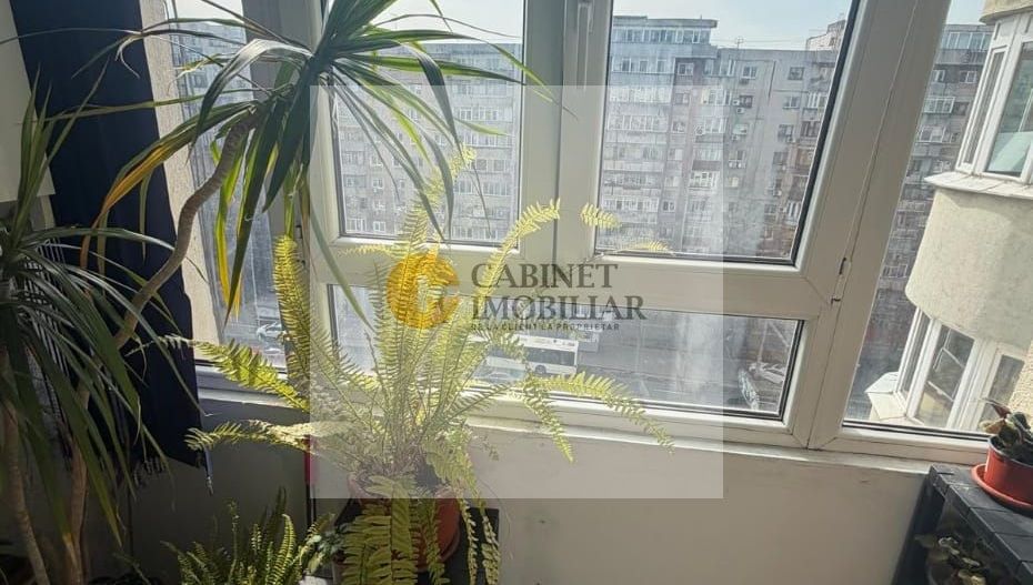 3 camere - 70MP | Decomandat | 2 Balcoane | Crangasi - Poză 4