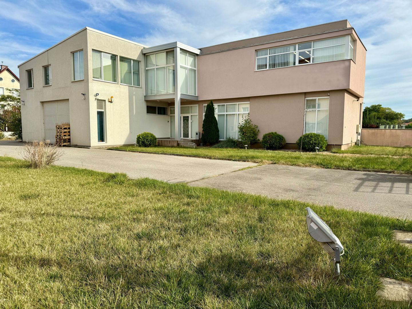 Clădire SAD de închiriat, situată la intrarea în Dumbrăvița - Poză 21