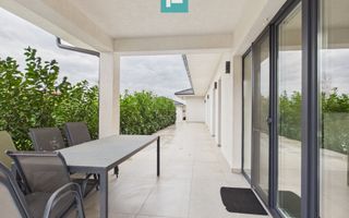 Reședință Premium, 5 camere, teren 2400 mp - Poză 10