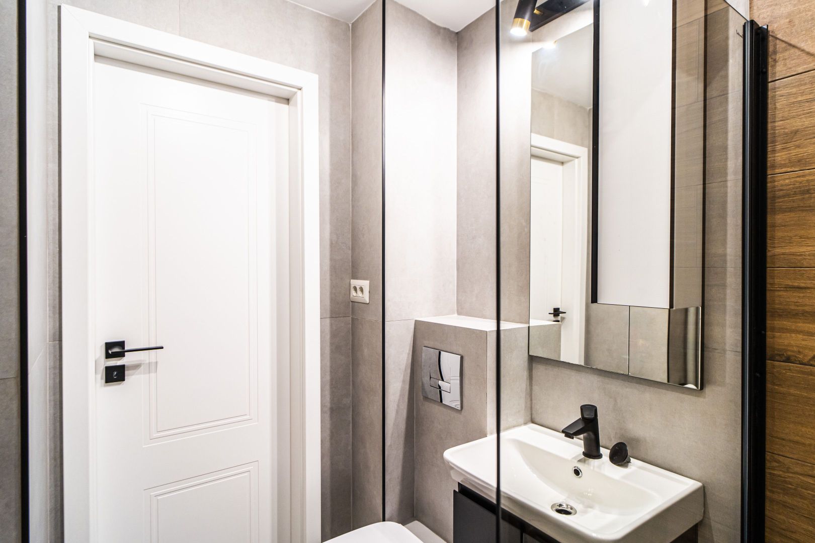 2 camere de închiriat, mobilat modern, totul nou, Metrou Râul Doamnei - Poză 6