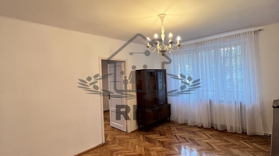Apartament 3 camere – Etaj 1 | Zona CEC - Poză 9
