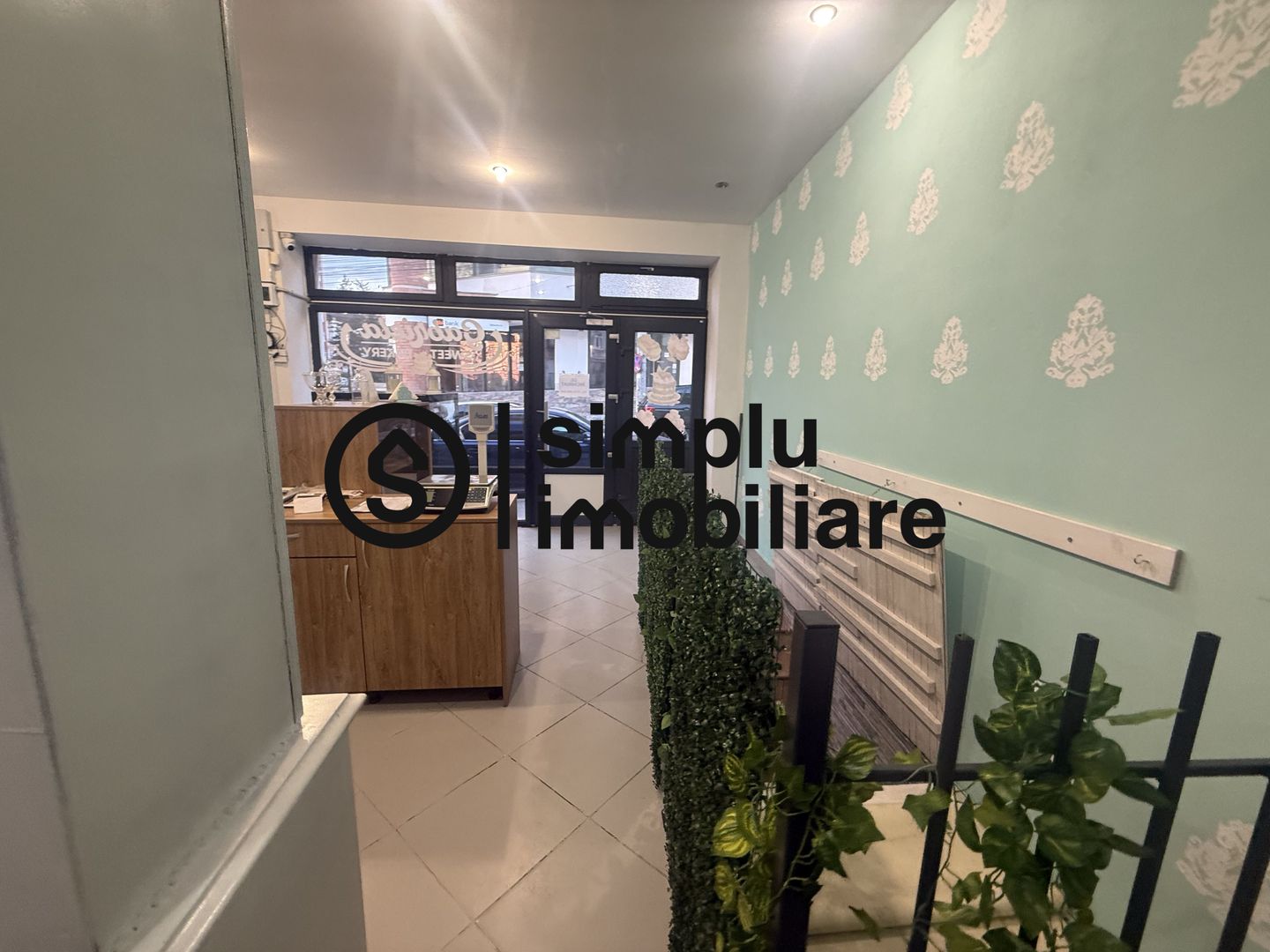 Spatiu comercial ultracentral, zona Mercur - Poză 9