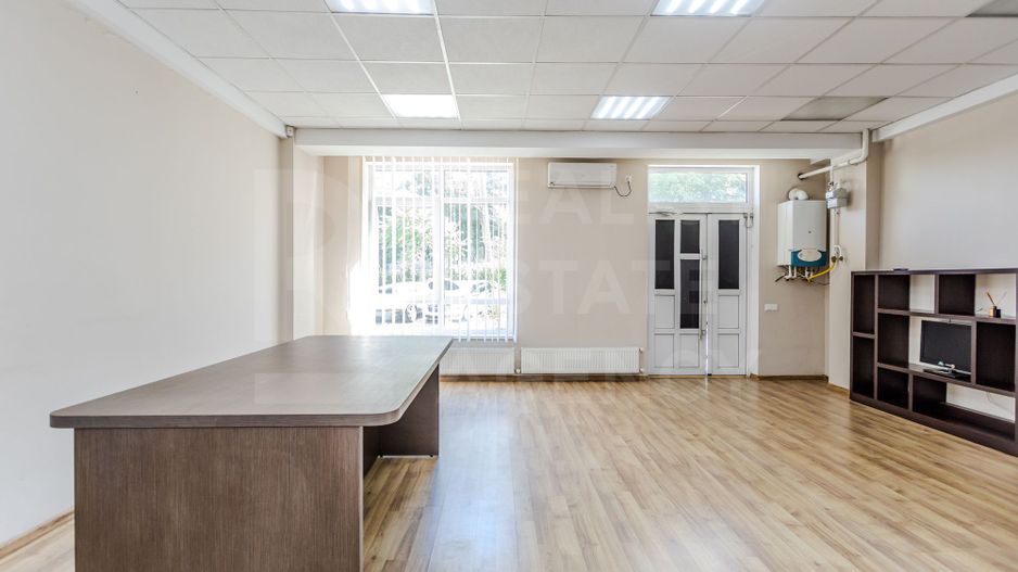 Chirie, spațiu comercial/oficiu, 38mp, str. Socoleni, Râșcani - Poză 3
