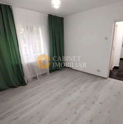 3 camere, Tatarasi -Flux, etaj 2/4, fara risc, renovat, liber! - Poză 2