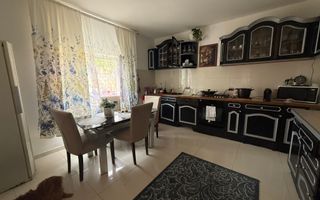 CASĂ COMPLET MOBILATĂ ȘI UTILATĂ | 190 MP | TEREN 1.289 MP în URISOR - Poză 4