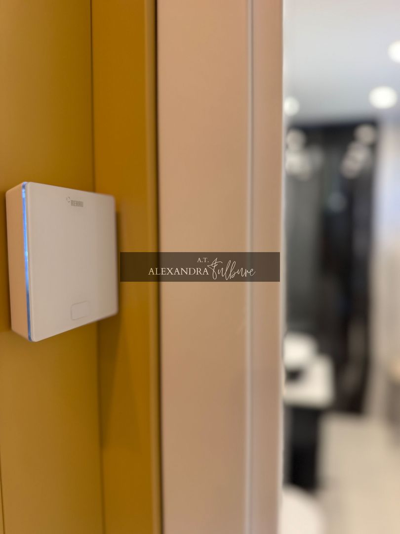 Apartament PREMIUM cu curte, terasă și lift cu acces direct în living - Poză 47