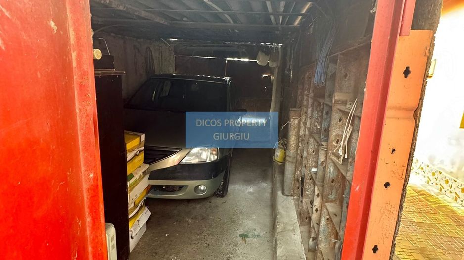 De vânzare casă cu 4 camere, garaj - Poză 17