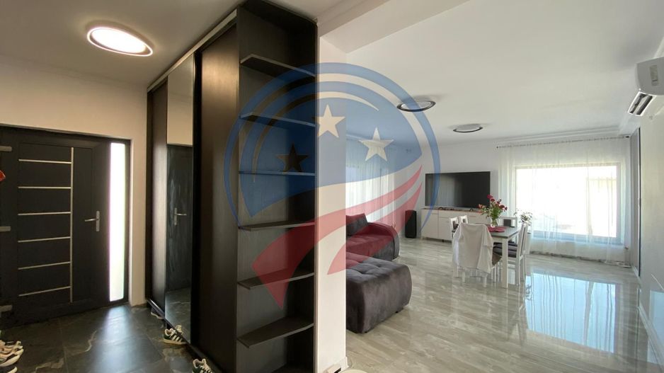 CASA DEOSEBITA ZONA SELGROS COMPLET MOBILATA - Poză 1