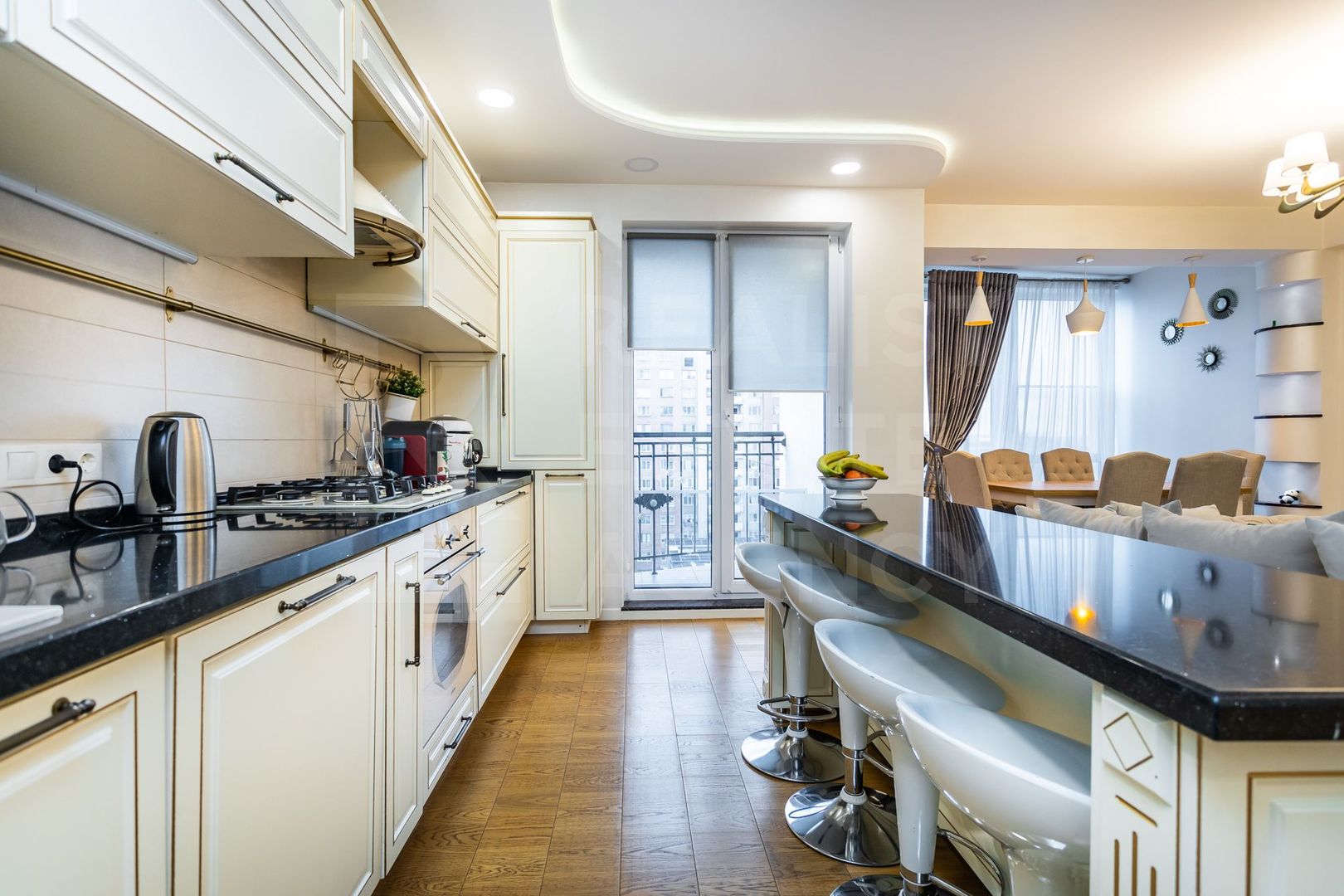Vânzare, apartament, 3 camere, strada Independeței, Botanica - Poză 2