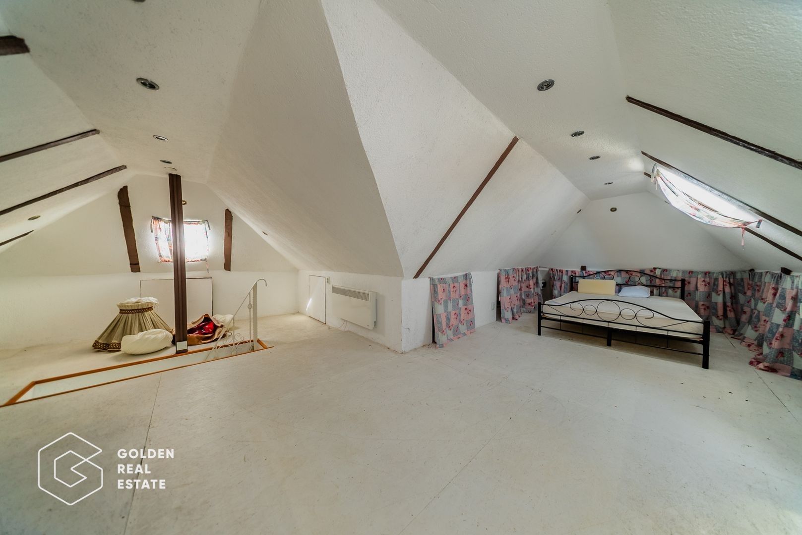 Casa cocheta cu 3 camere, în Bujac, comision 0% - Poză 18