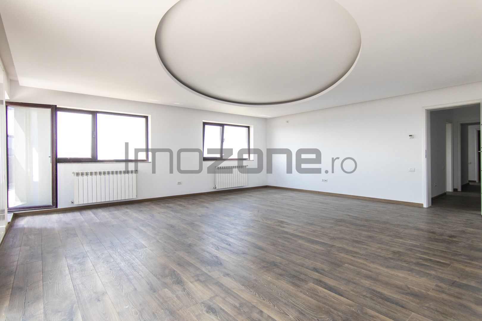 DE INCHIRIAT - PENTHOUSE-MILITARI-3 CAMERE CU TERASA DEOSEBITA 50MP,  NEMOBILAT - Poză 3