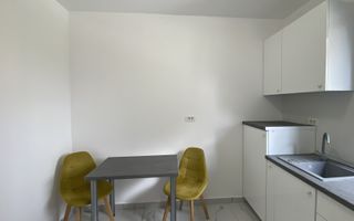 Garsoniera lux cu balcon si loc de parcare inclus,  cu bariera, Coresi - Poză 6