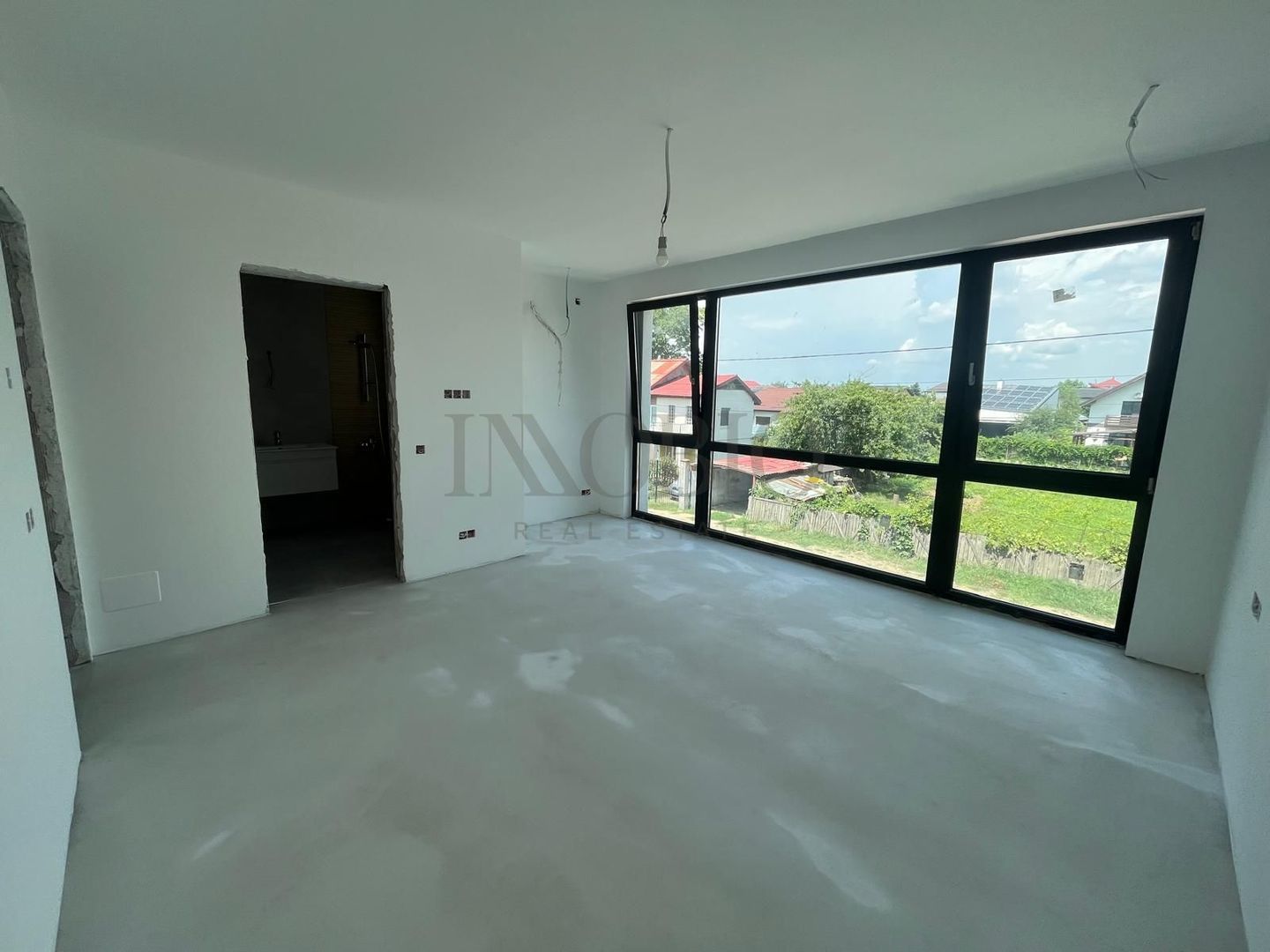 Vilă individuală modernă, P+1+M, cu curte generoasă  Tunari - Poză 11