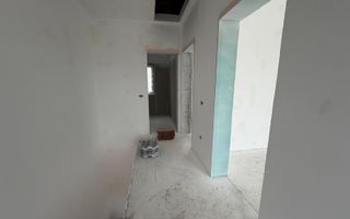 Triplex in Sacalaz |  Finisaje premium | 3 camere | Asfalt | 2 terase - Poză 8
