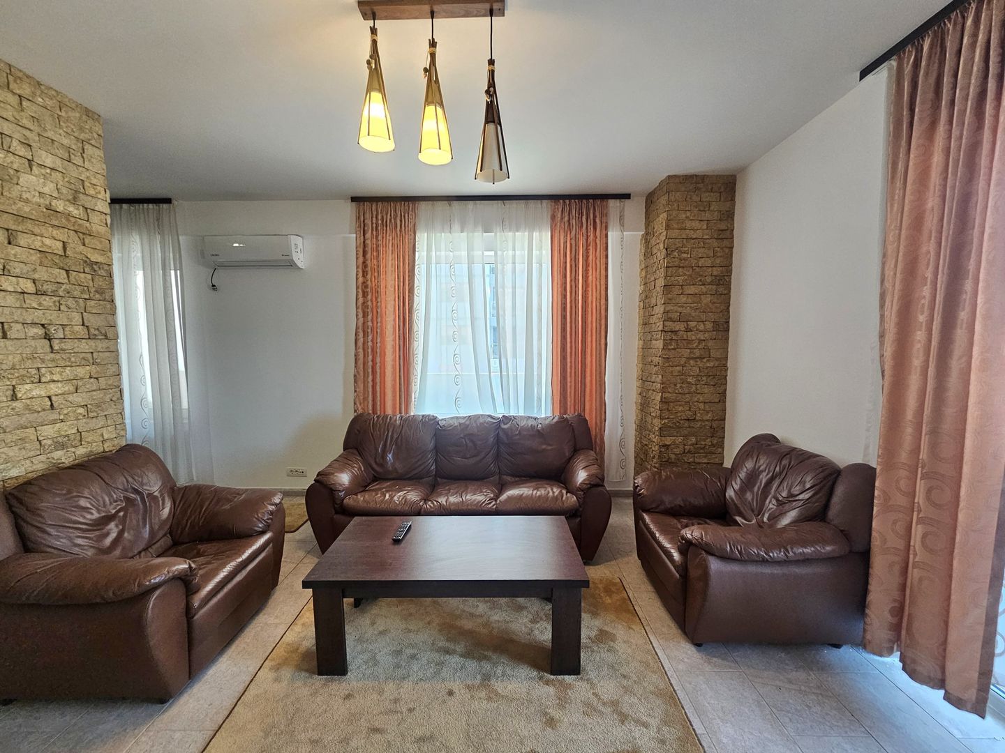 De vânzare – Apartament cu 2 camere la malul mării, gata de mutare - Poză 3