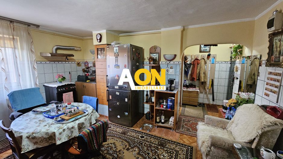 Apartament 3 camere, etaj 1, zona Piata Cetate - Poză 7