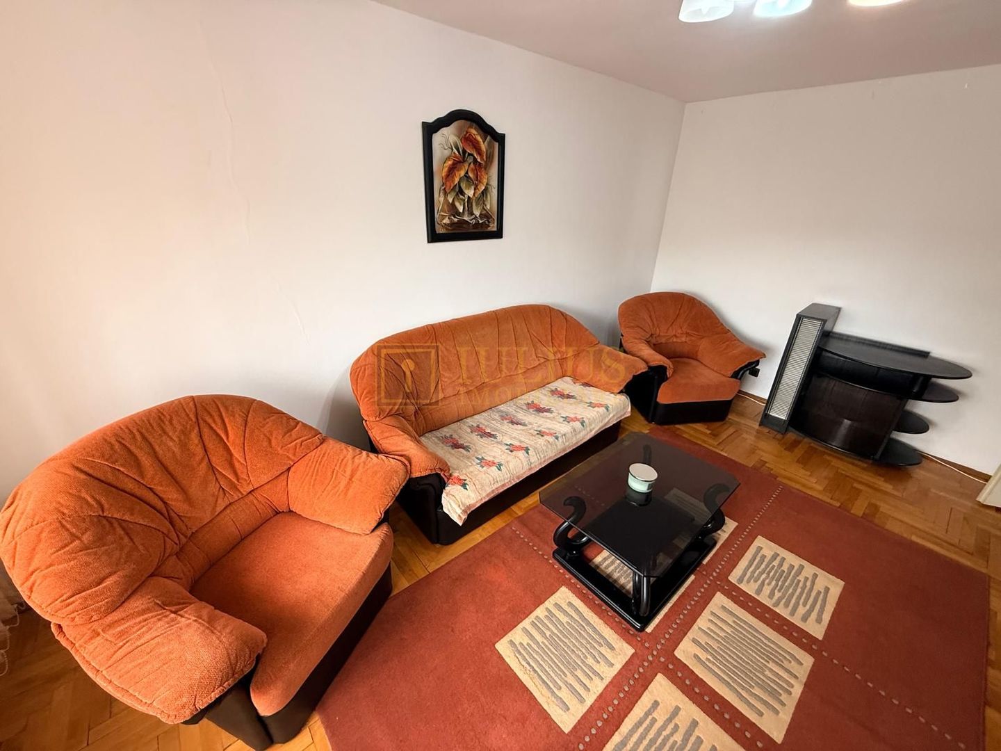 2 camere| Soarelui-langa Uranus Plaza| centrala proprie| zona linistita| - Poză 3