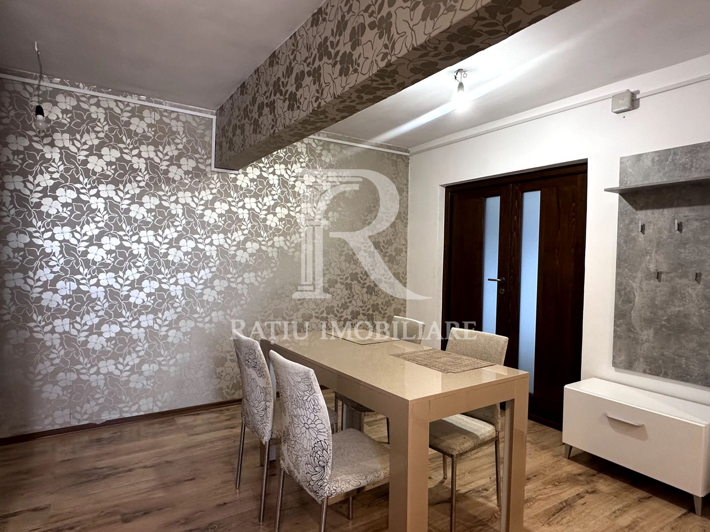 Apartament cu 3 camere de închiriat | Zona Malului Crișului | Oradea - Poză 4