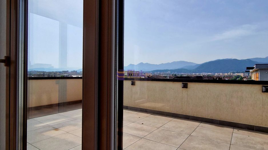 Comision 0 Penthouse 3 Camere 104 mp.  Terasa 43 mp. Tractorul - Poză 20