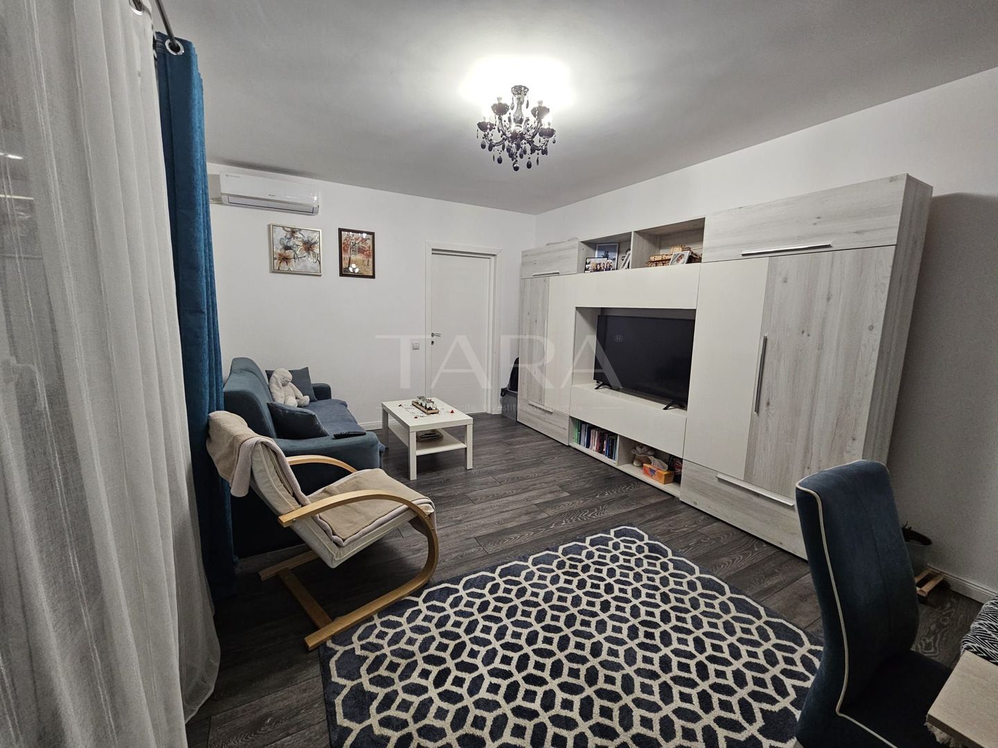 Apartament 3 camere, terasă 34 mp, zonă liniștită. - Poză 3
