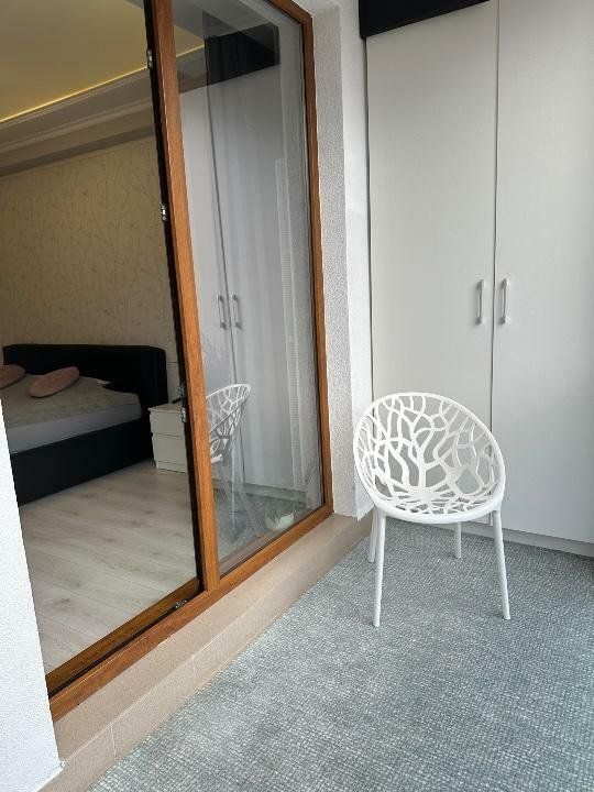 3 rooms apartment for sale | Aviatiei | 2 parking spaces - Poză 8