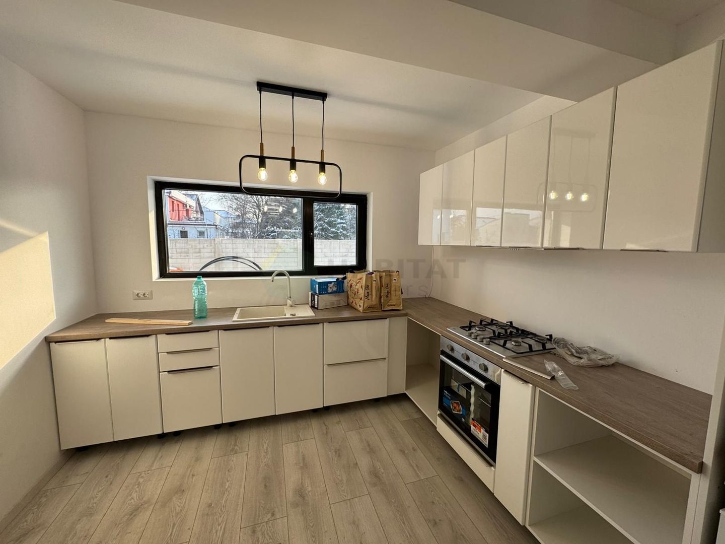 Duplex modern  în Tunari – confort, stil și locație excelentă, fără comison - Poză 5