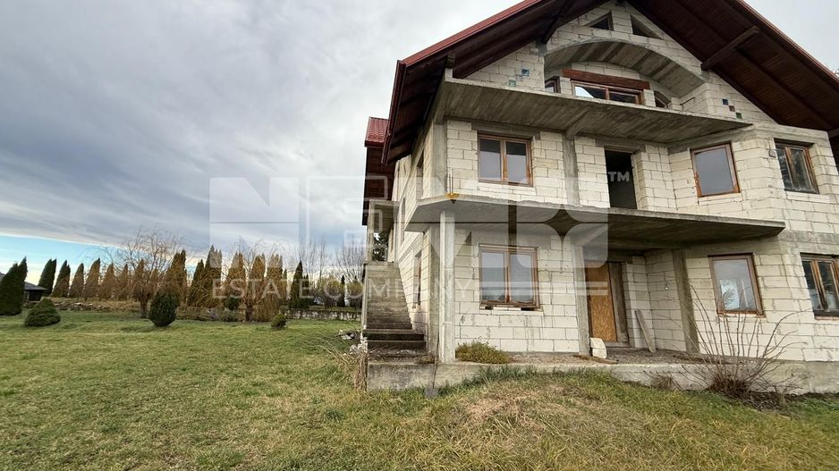 VAND CASA LA ROSU | 2010 | - Poză 10