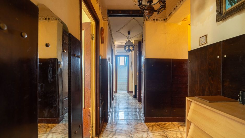 Apartament 4 camere decomandat - bvd. Revolutiei - COMISION 0 - Poză 5