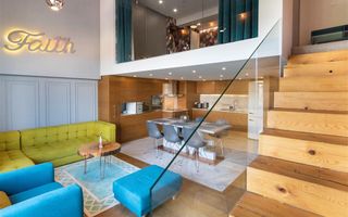 ?** Apartament superb pe doua niveluri Ultrafinisat Semicentral ** - Poză 12