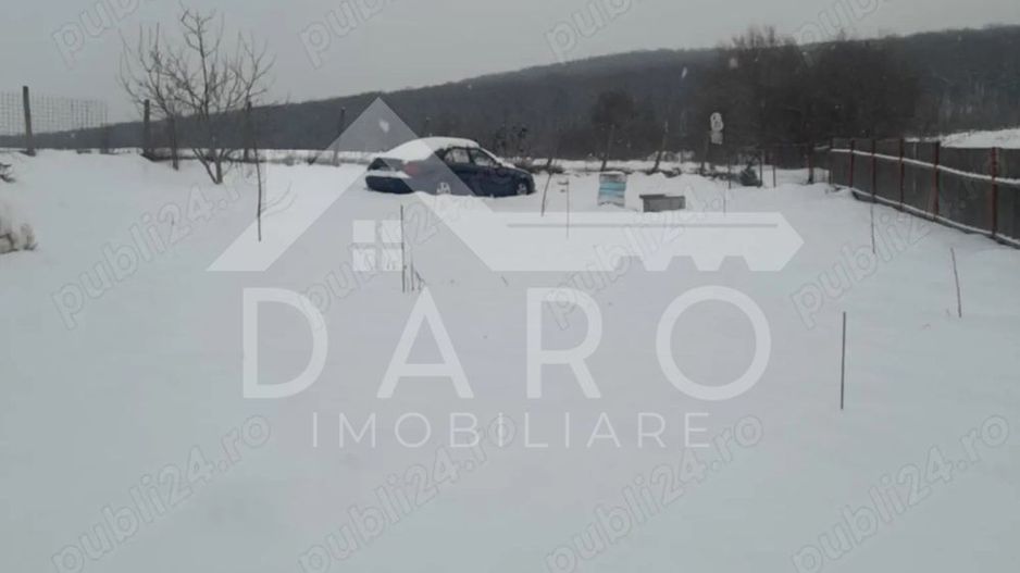 vând casă în Sângeorgiu de Mureș - Poză 8